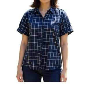 Madewell Navy and White Plaid Button Up Blouse with tab sleeves size xxs